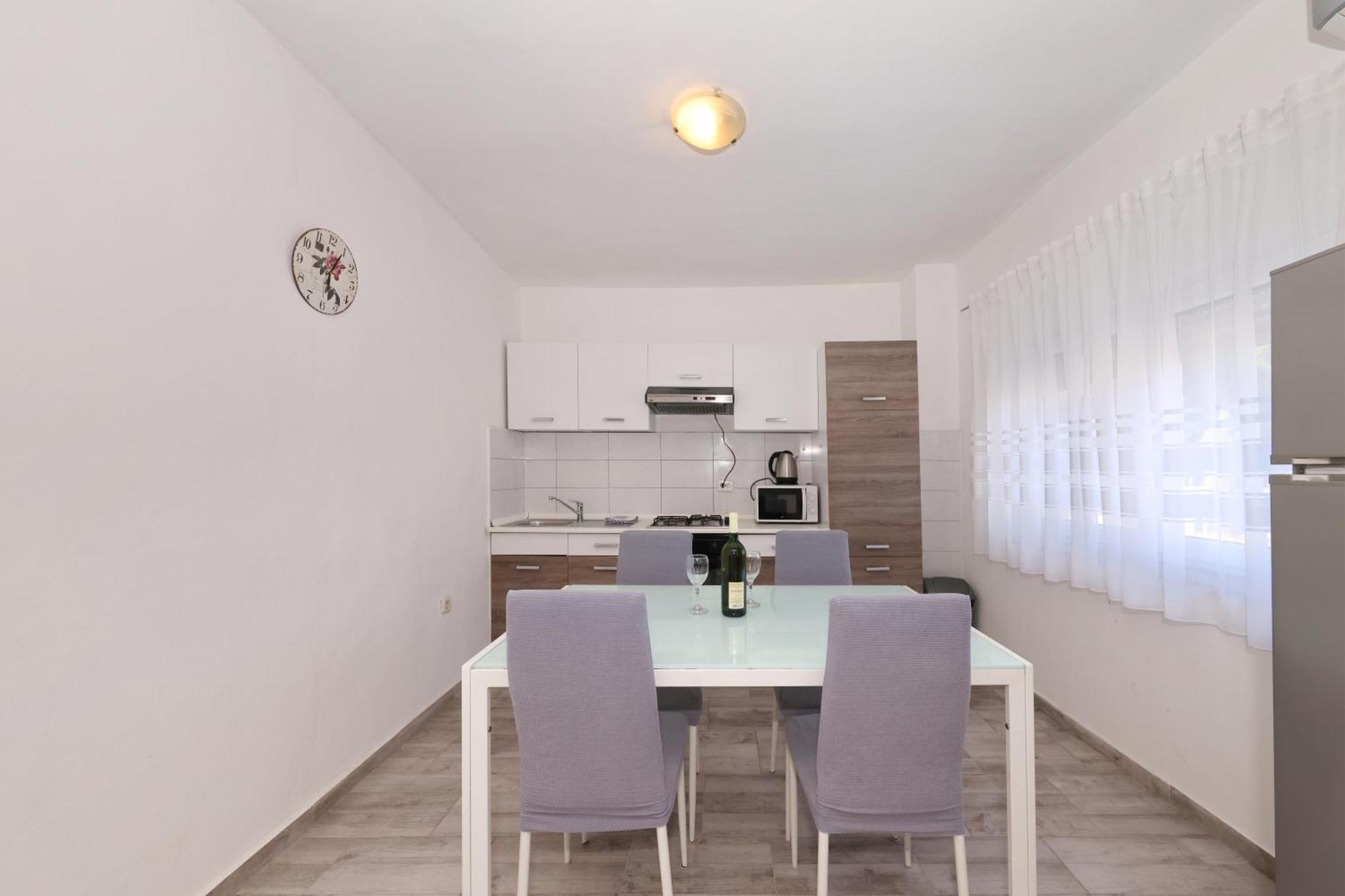 Apartment Mirela Задар Екстер'єр фото
